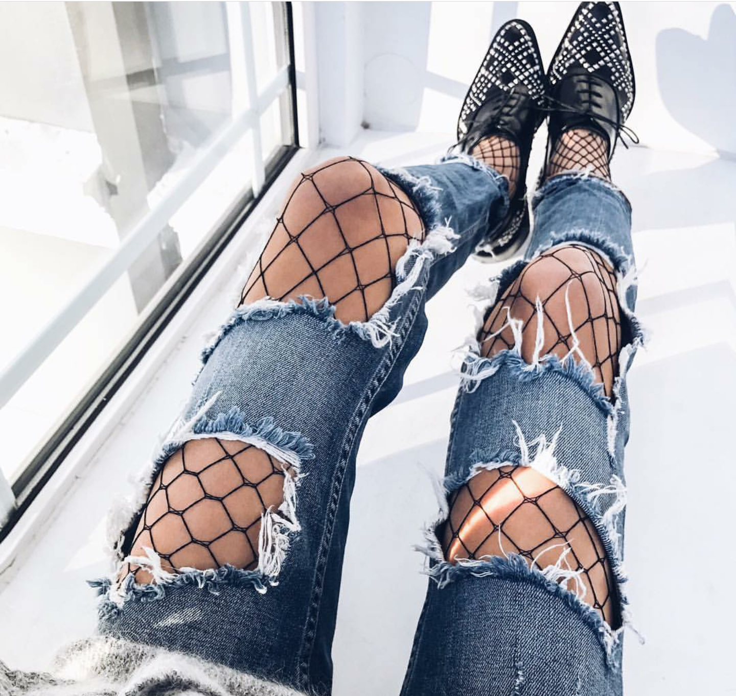 Most wanted and best trendy destroyed distressed jeans blog