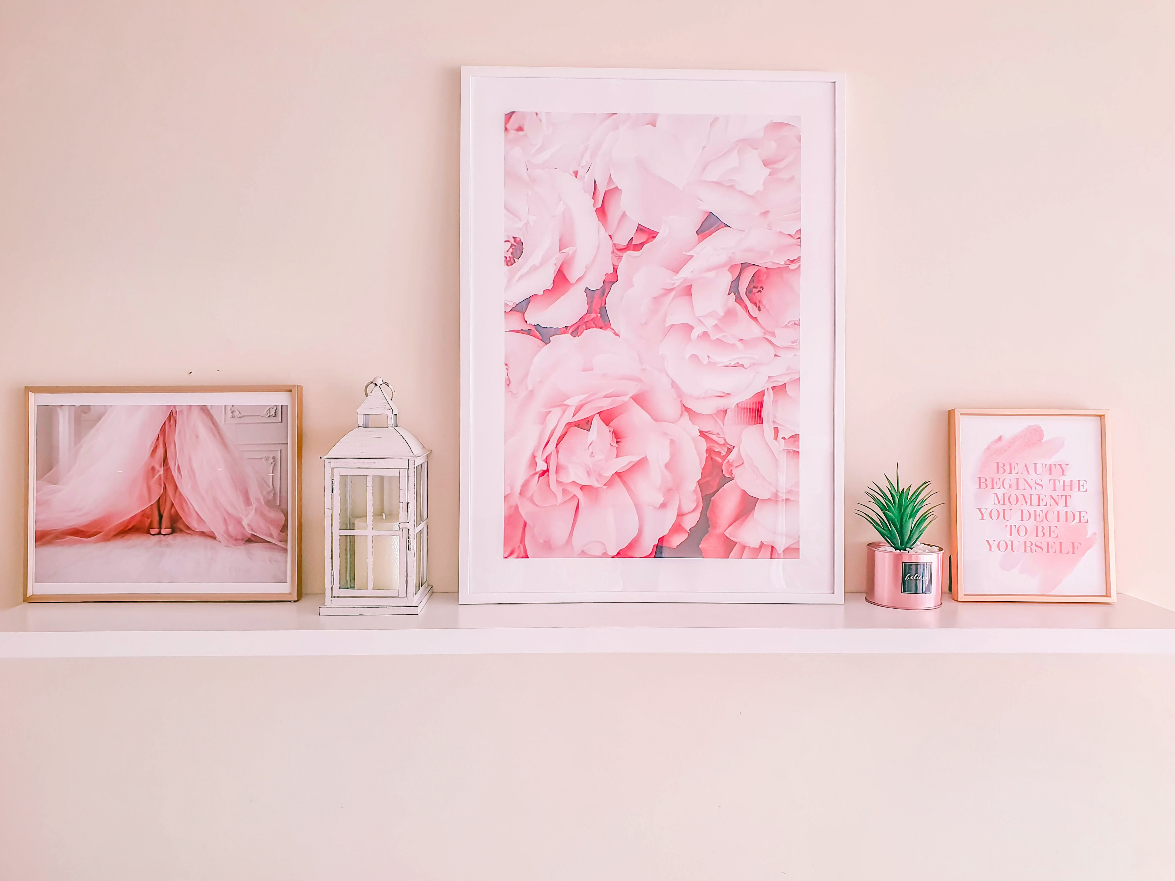 A SIMPLE WAY TO UPDATE YOUR ROOM WITH DESENIO ART – The Mommy Couture
